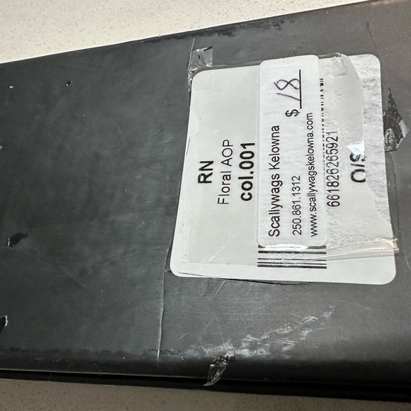 Deux par deux childrens bow tie floral print EUC in box - Picture 6 of 9